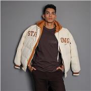 Profesor de apoyo para estudiantes que lo requieran